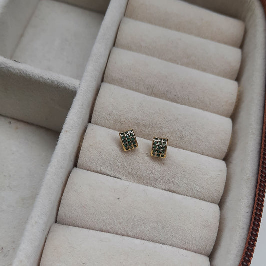Mini square studs