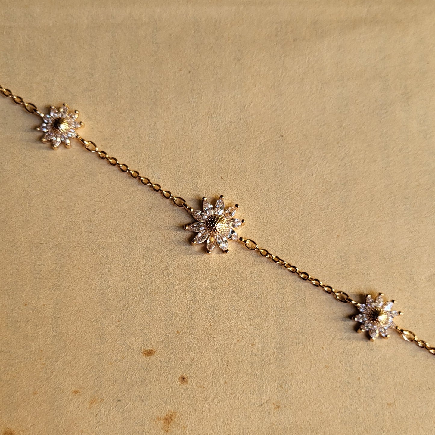 Fleur bracelet