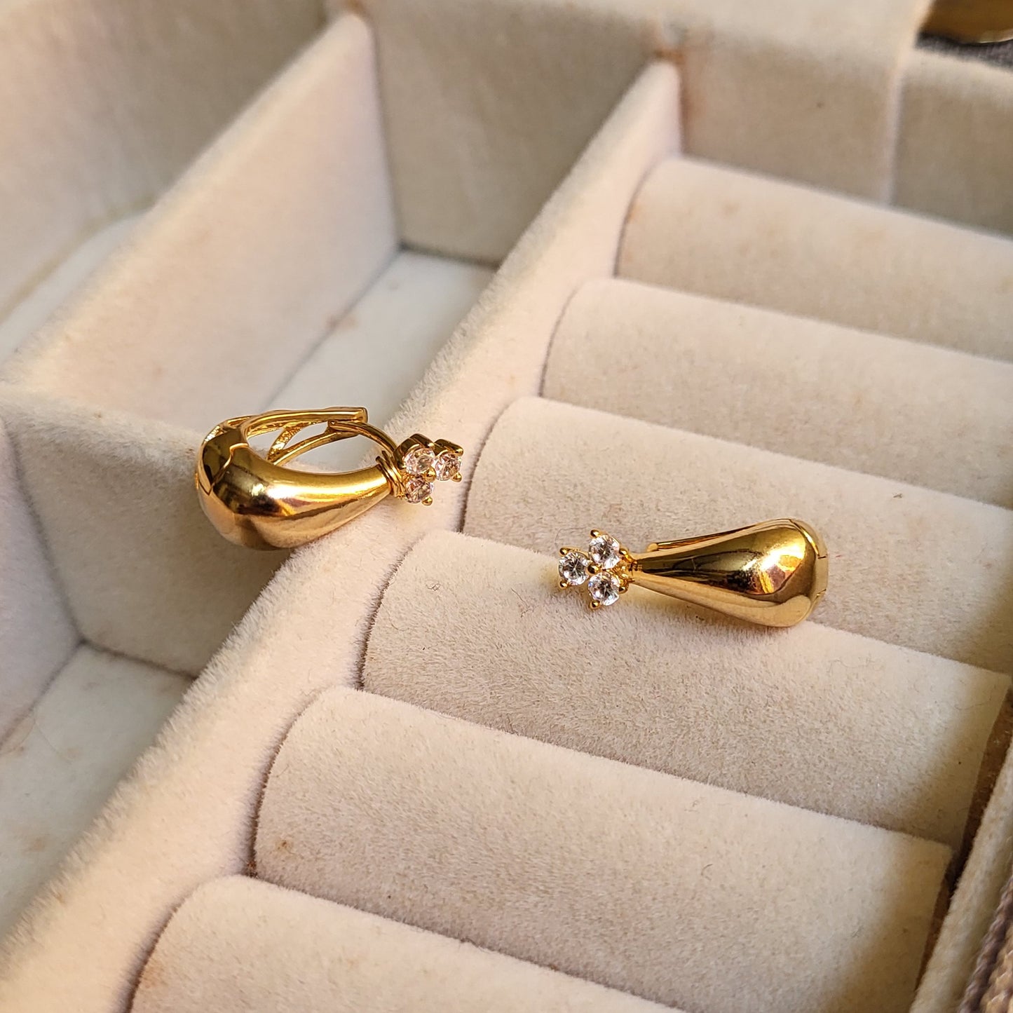 Hamsa hoops