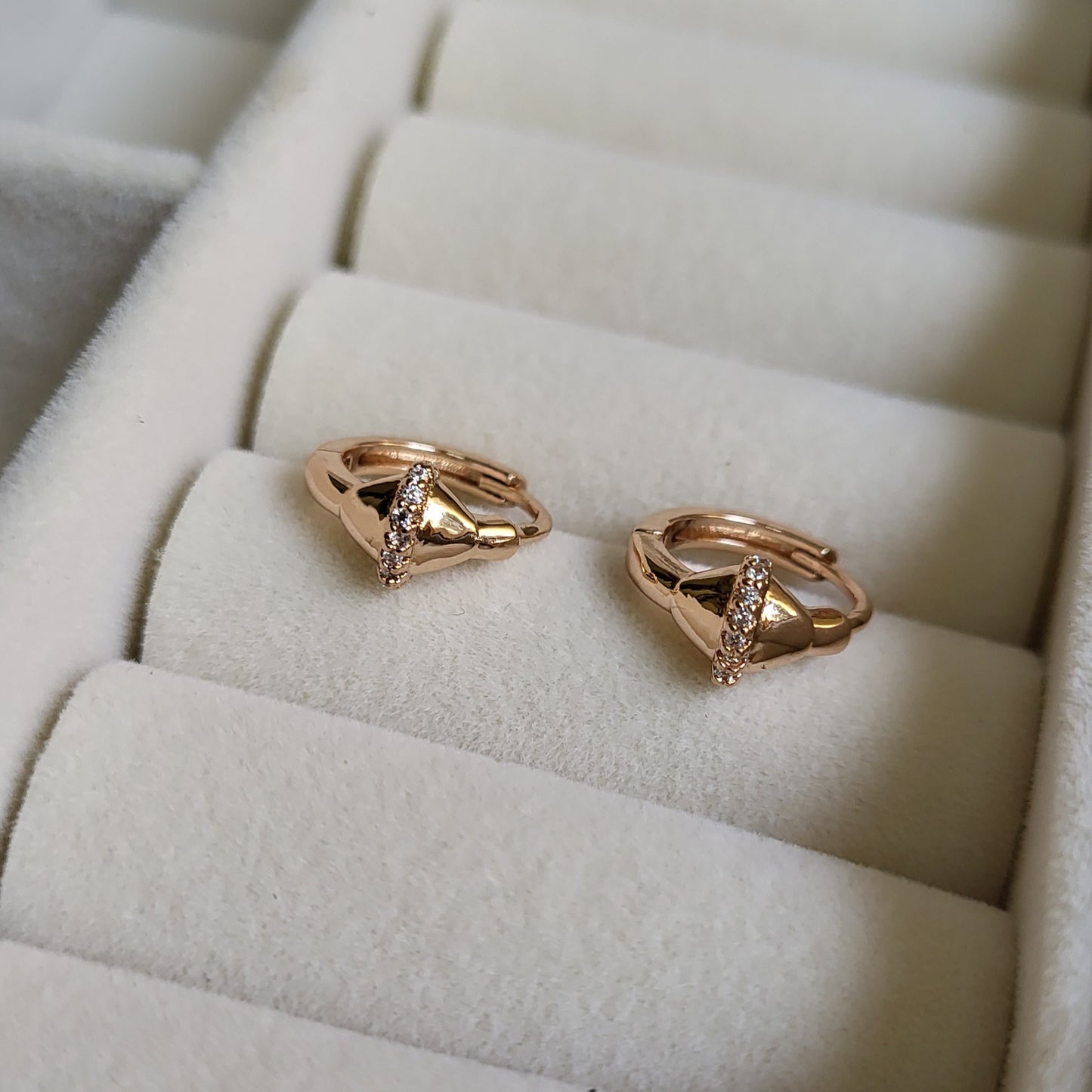 Shell hoops