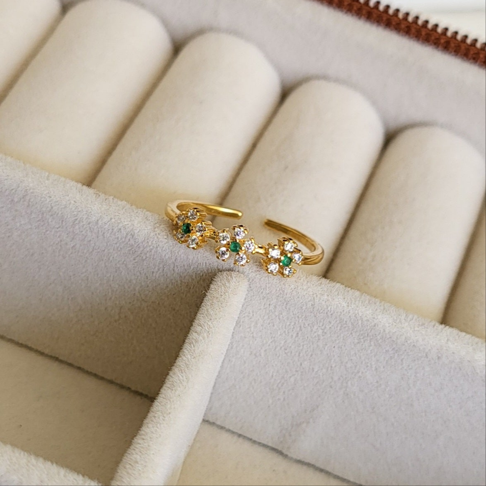 Fleur ring