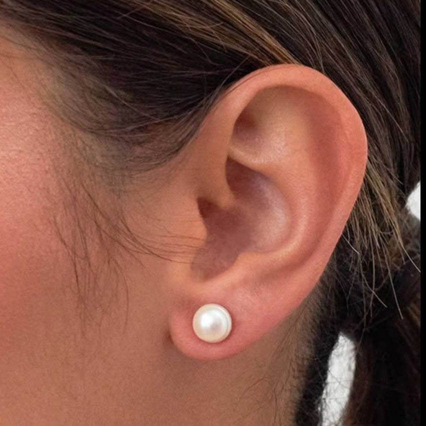 Dainty PEARL Studs