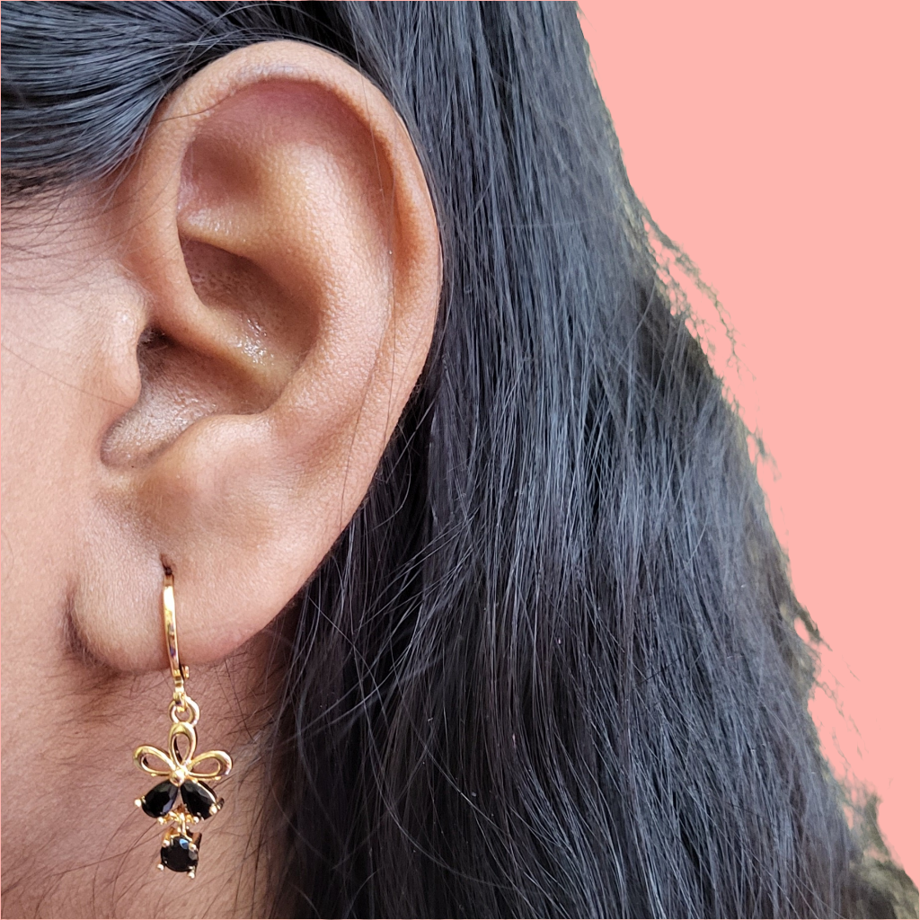 Pollen Huggie Hoops