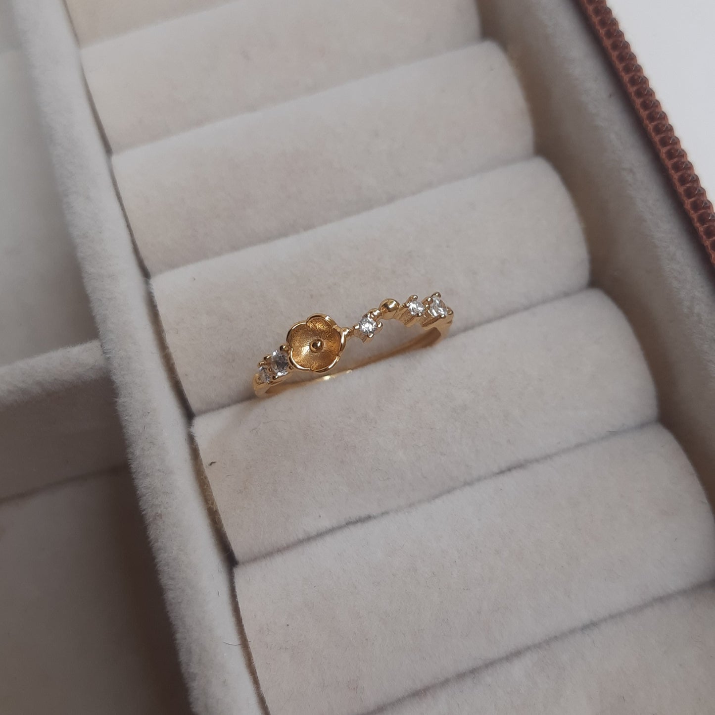 BLOOM Ring