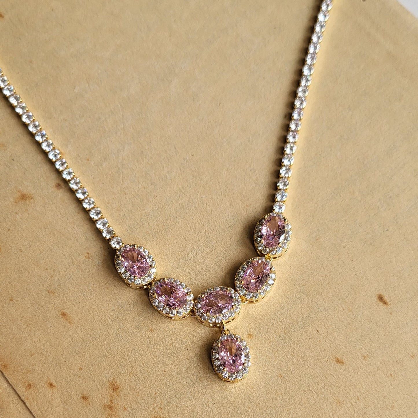 Alia necklace