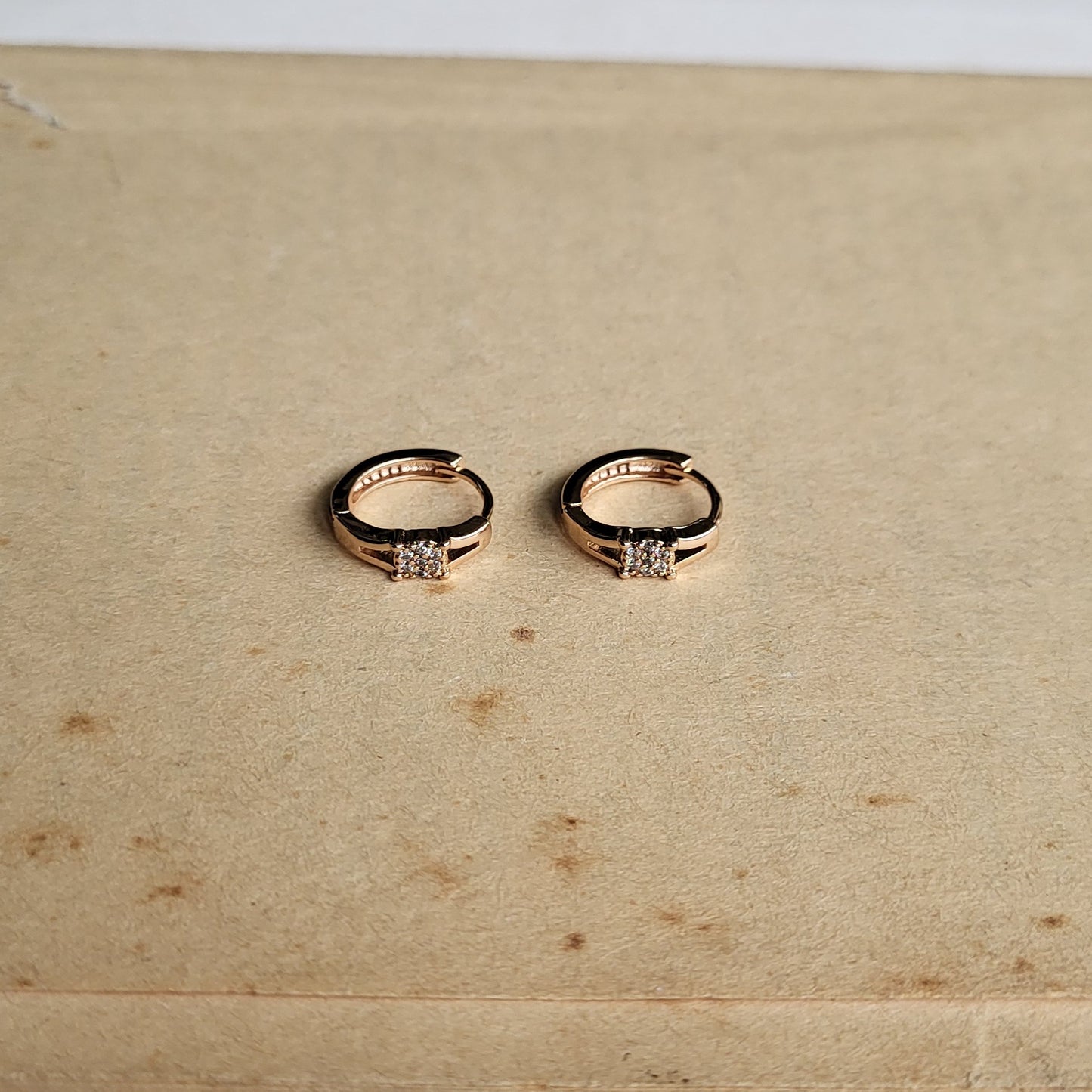 Sera hoops