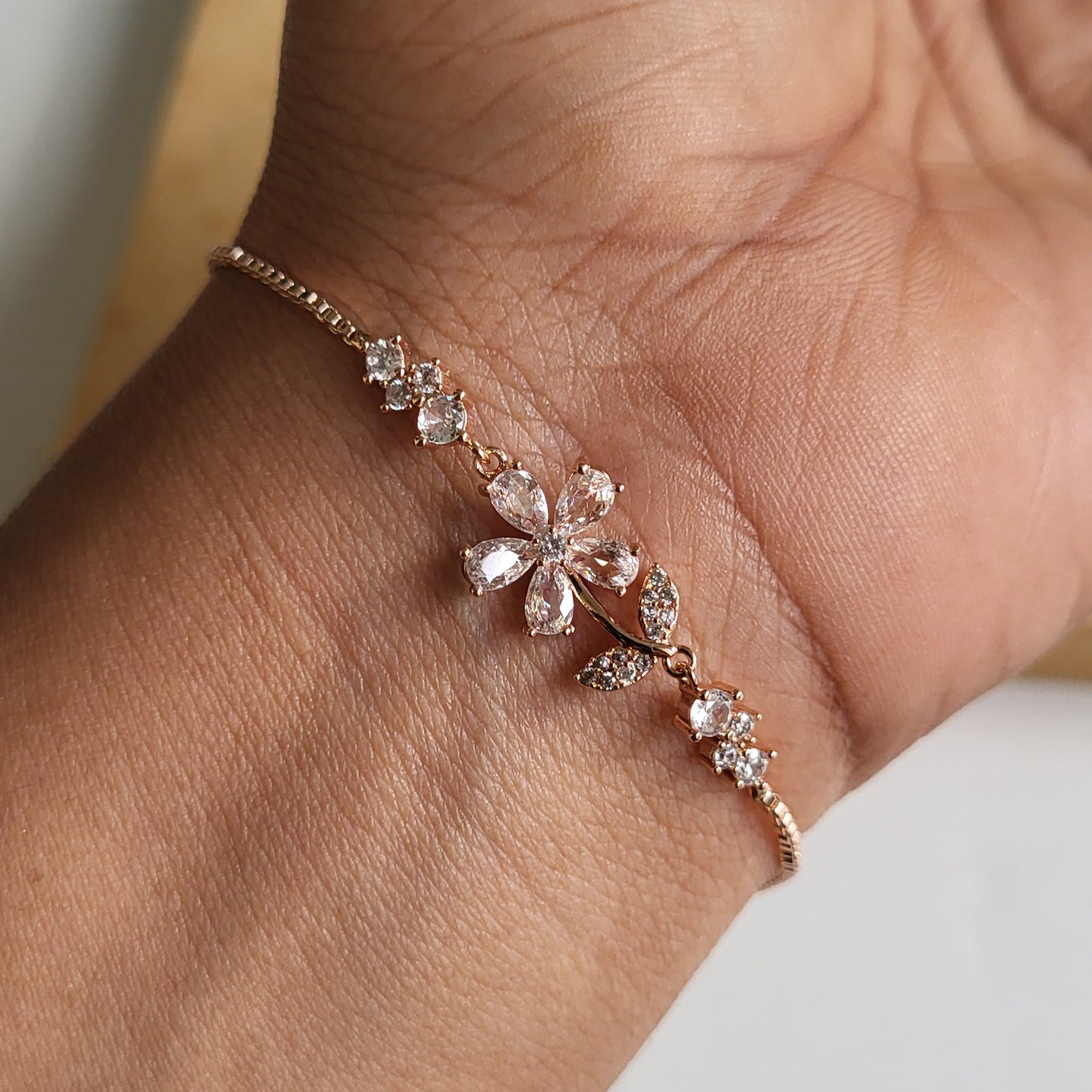 Daisy bracelet