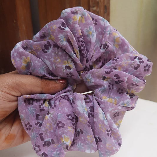 Flora lilac XXL scrunchie