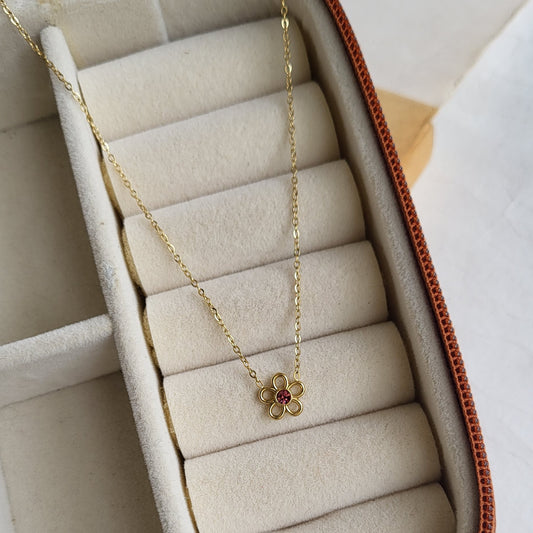 Daisy pendent chain