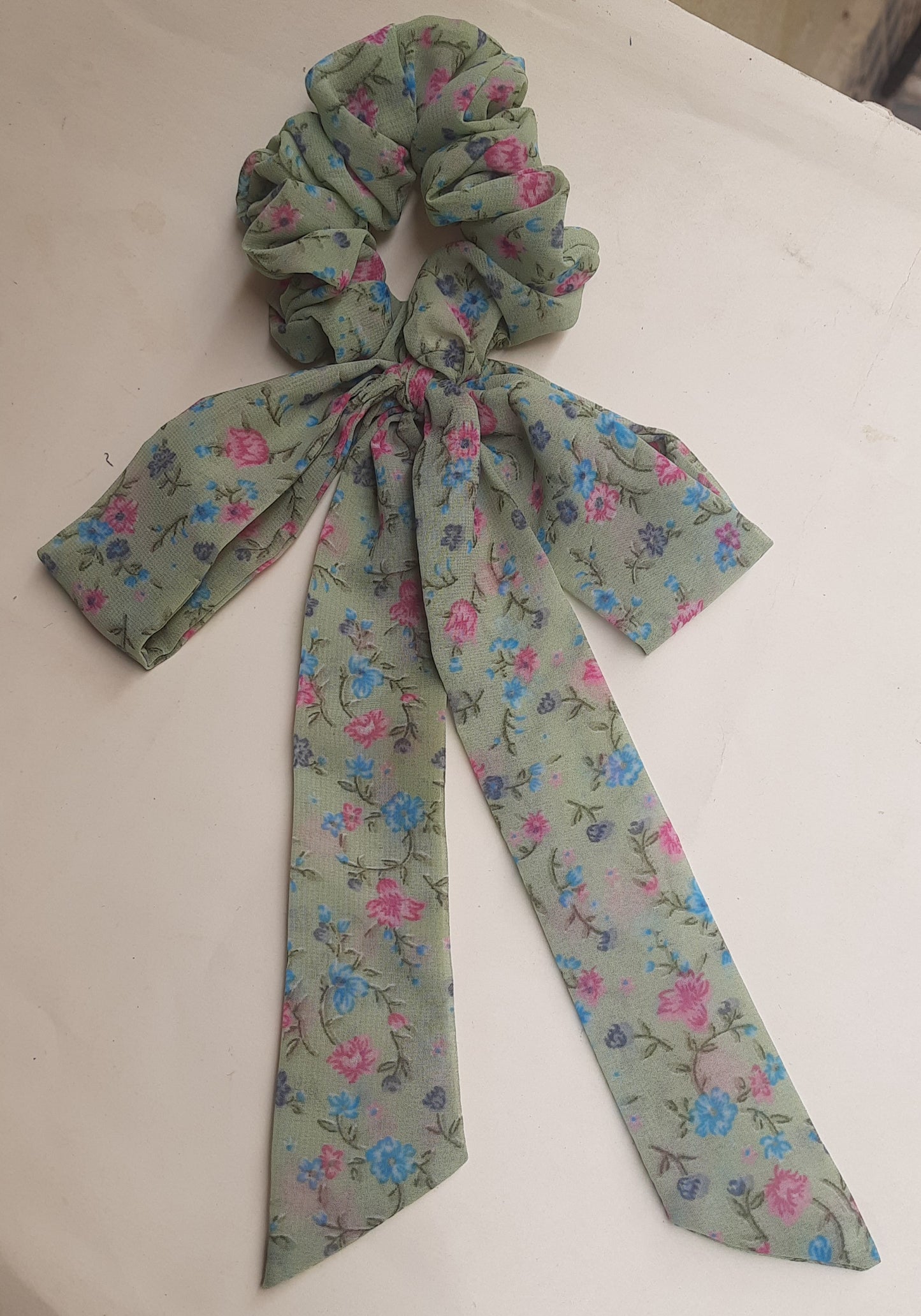 Olive garden scrunchie