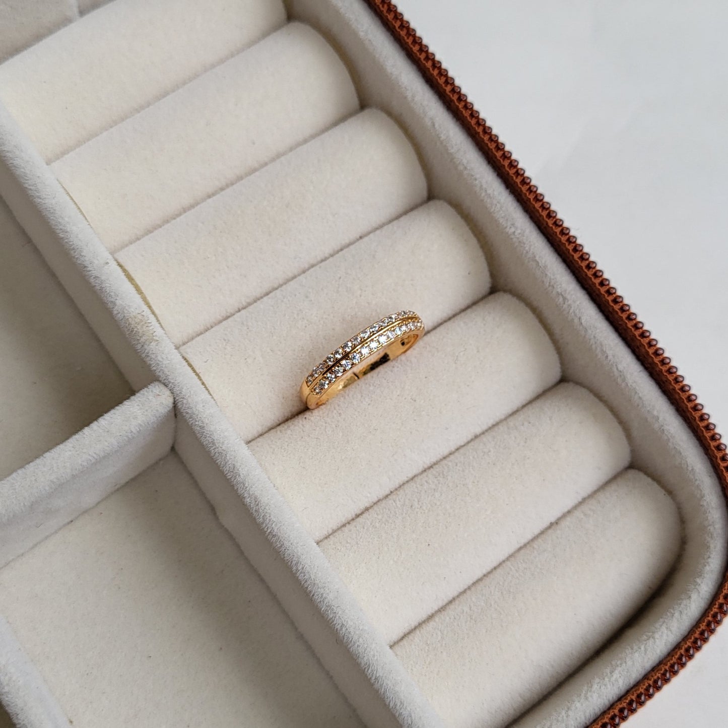 Priya ring