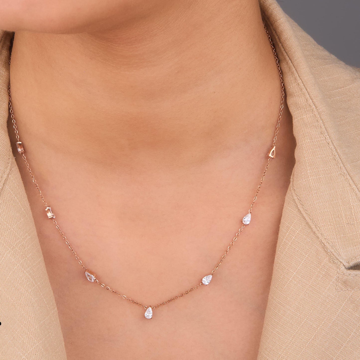 DROPLETS Necklace