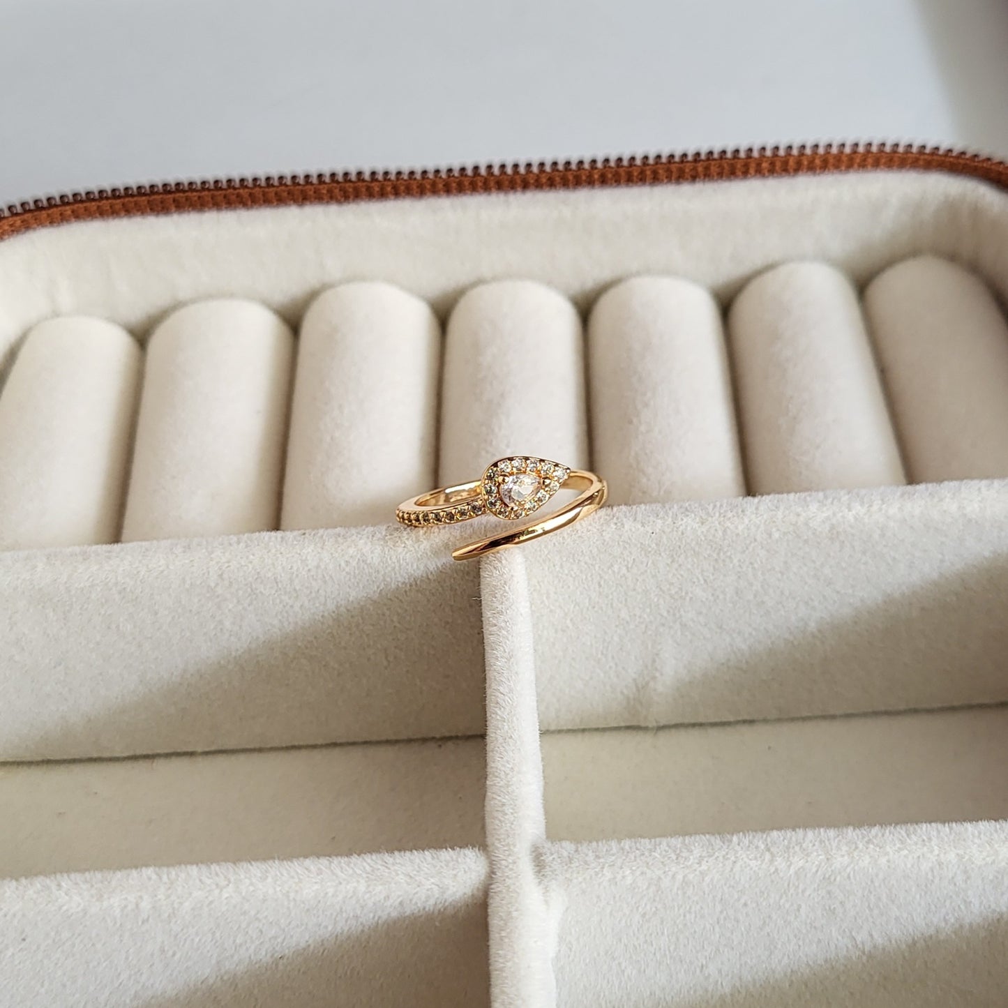 Leela ring