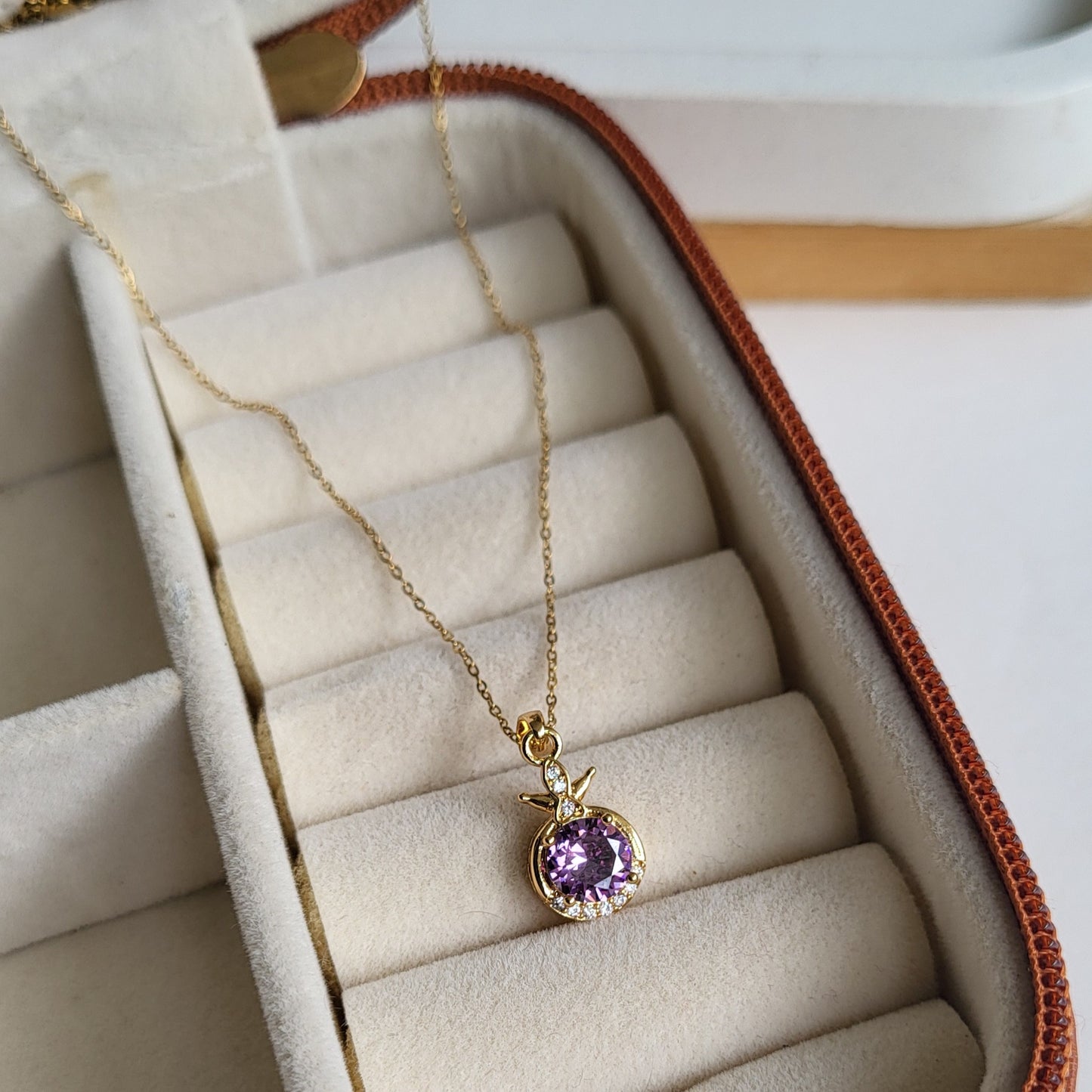Lavender pendent chain