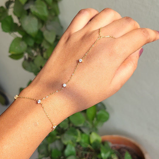 Natasha handchain