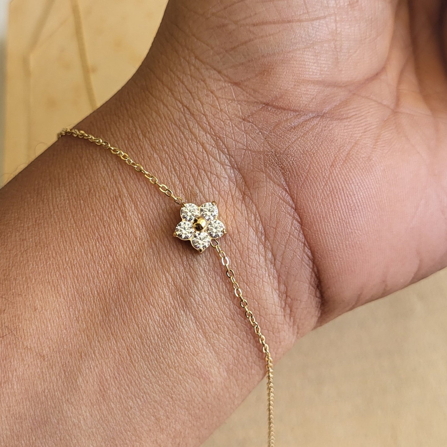 BLOOM Dainty bracelet