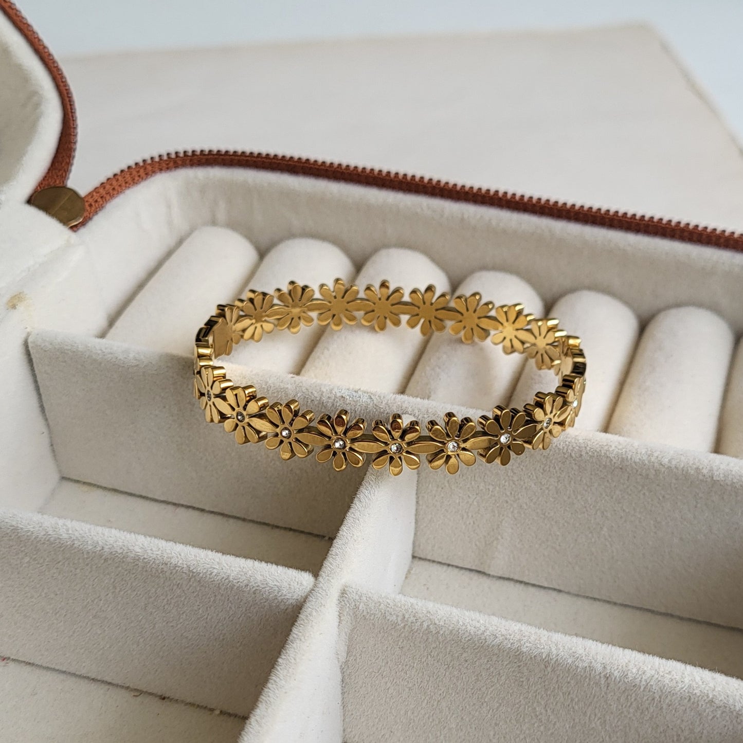 Daisy kada (small size)