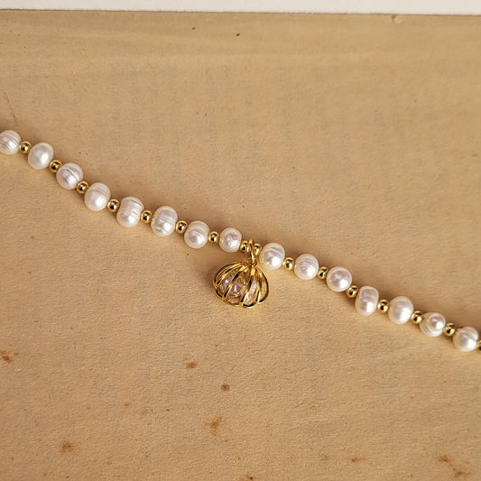 Pearl bracelet (SHELL)