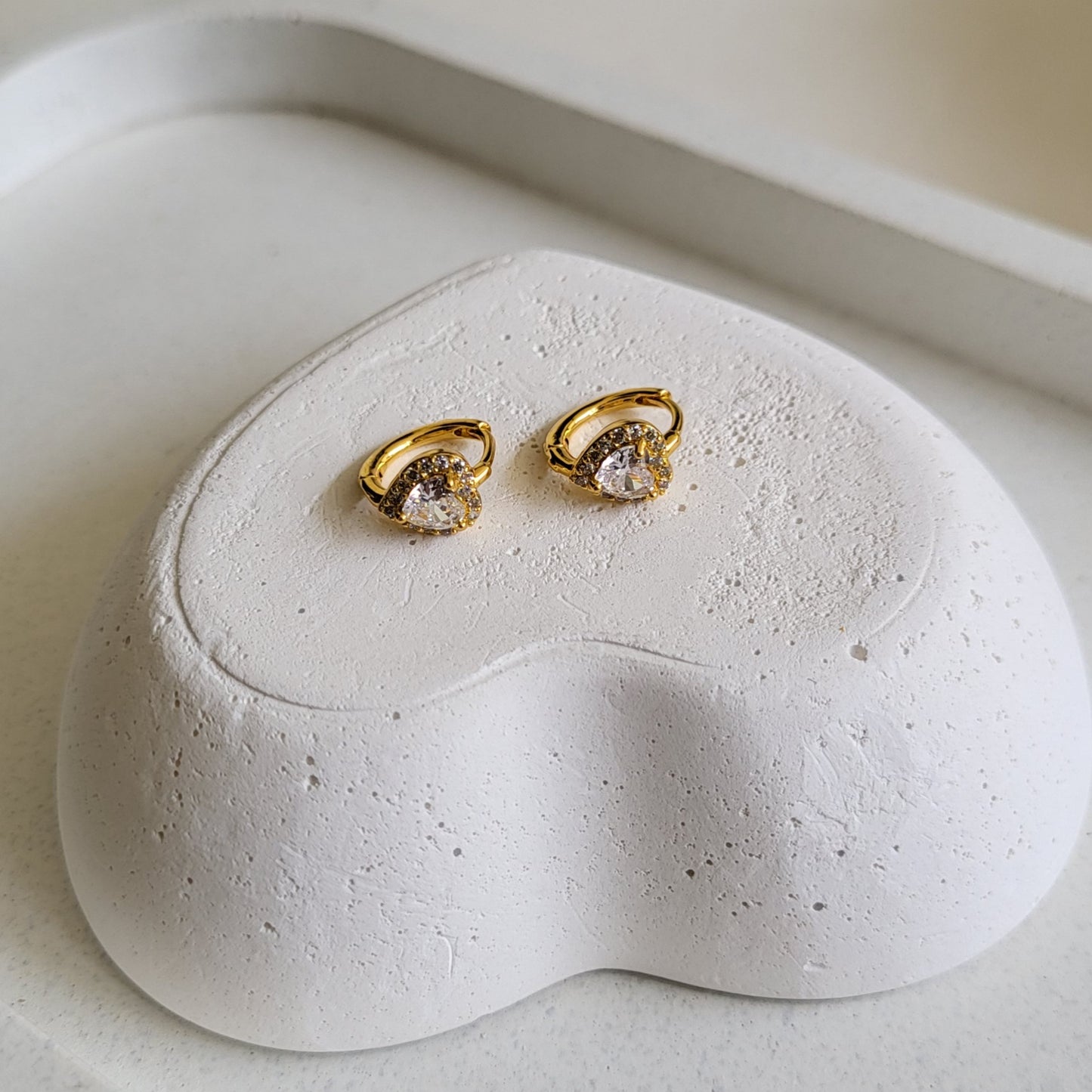 Cupid mini hoops