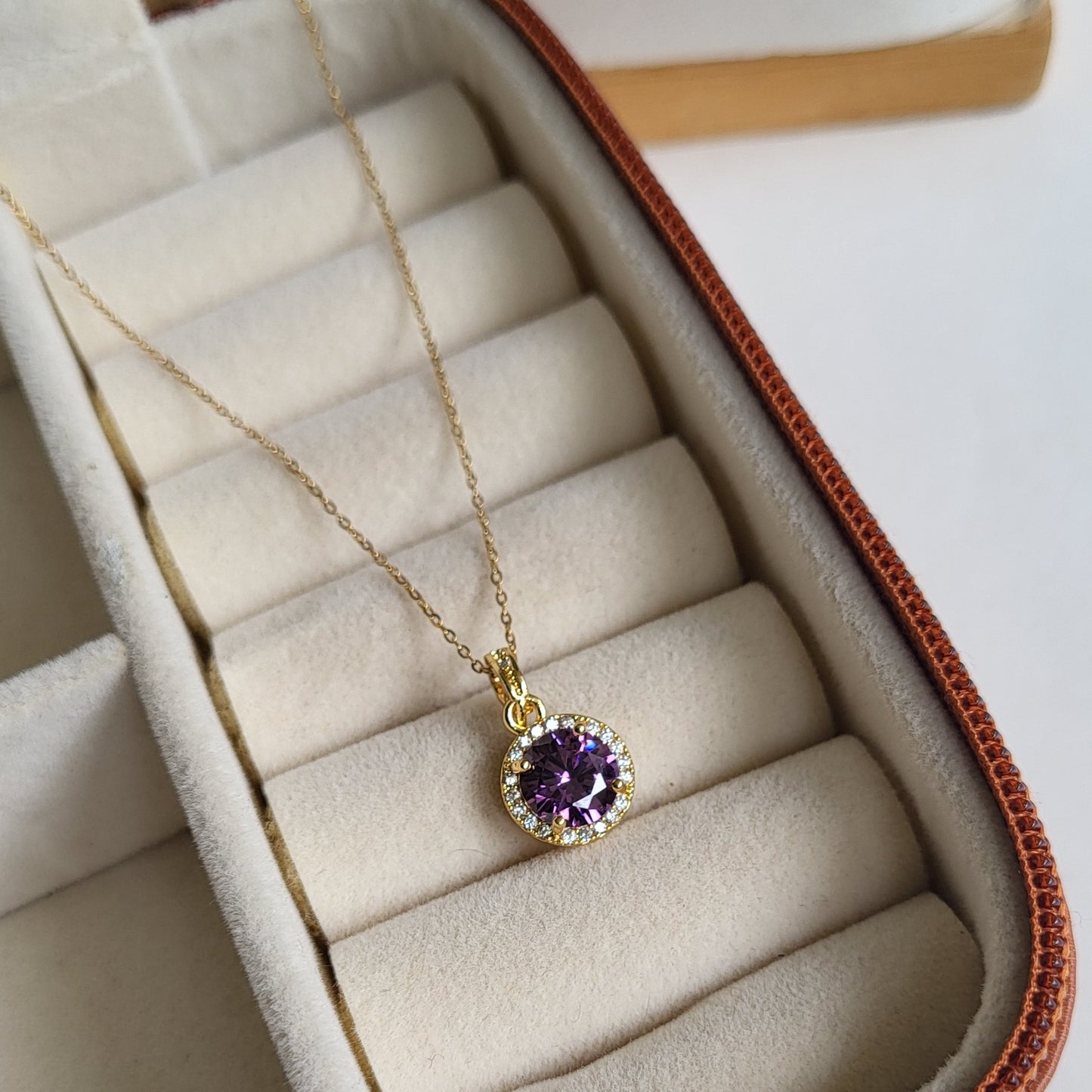 Cinderella pendent chain