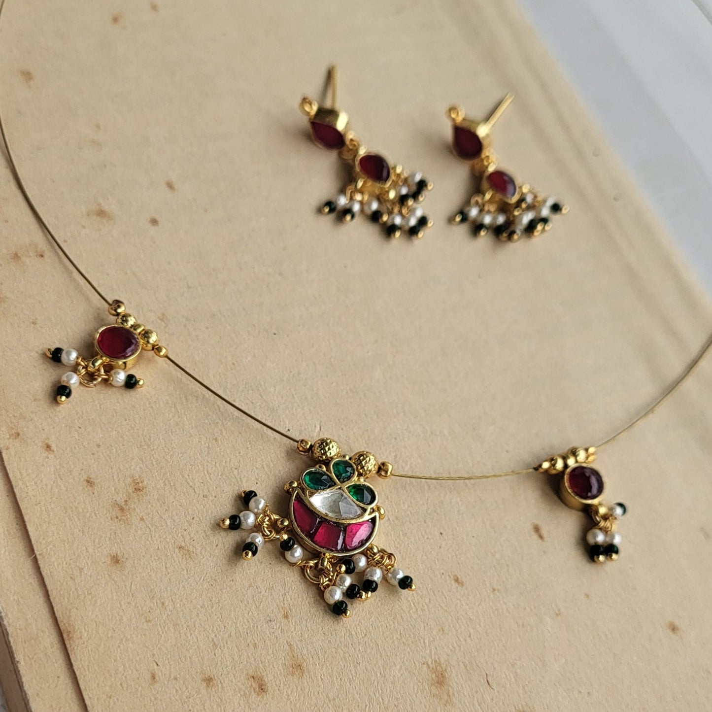 Deepa invisible necklace