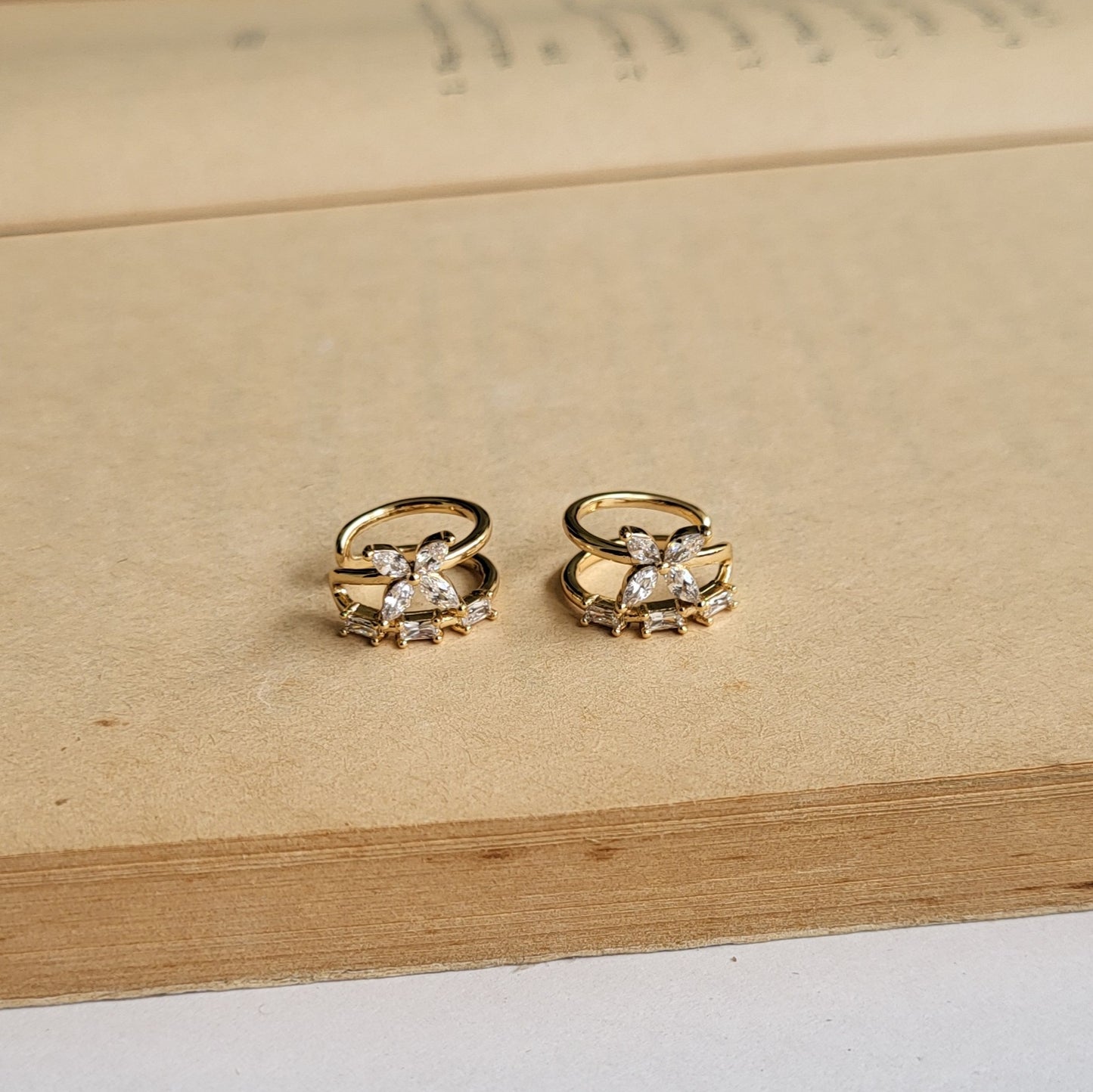 Thithli earclips (xuping)