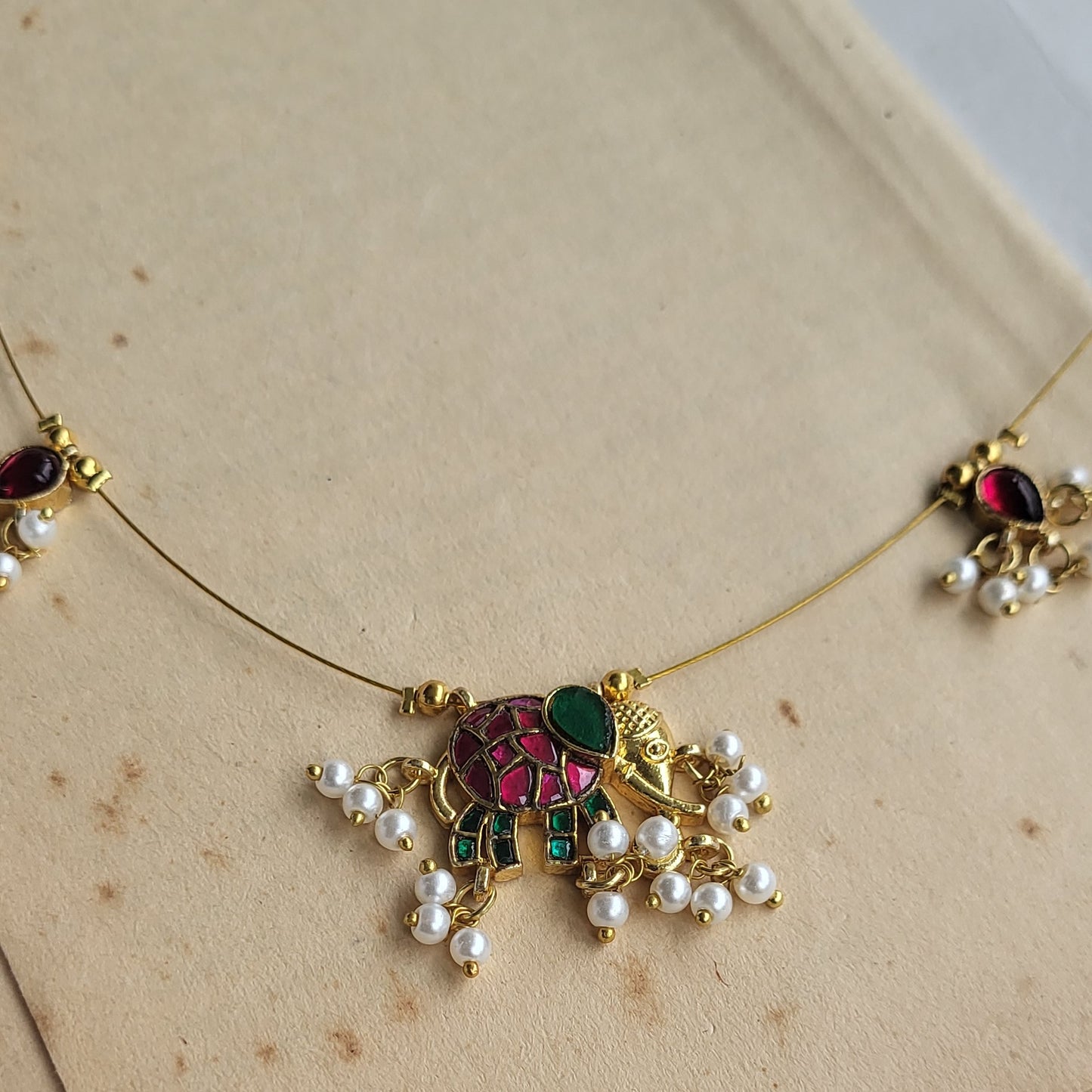 Elephant invisible necklace