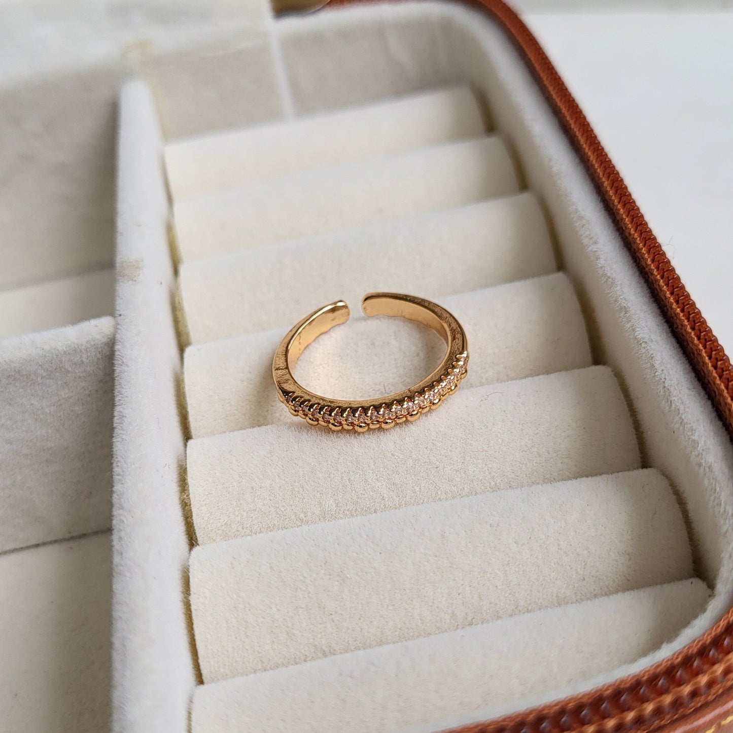 Veda ring