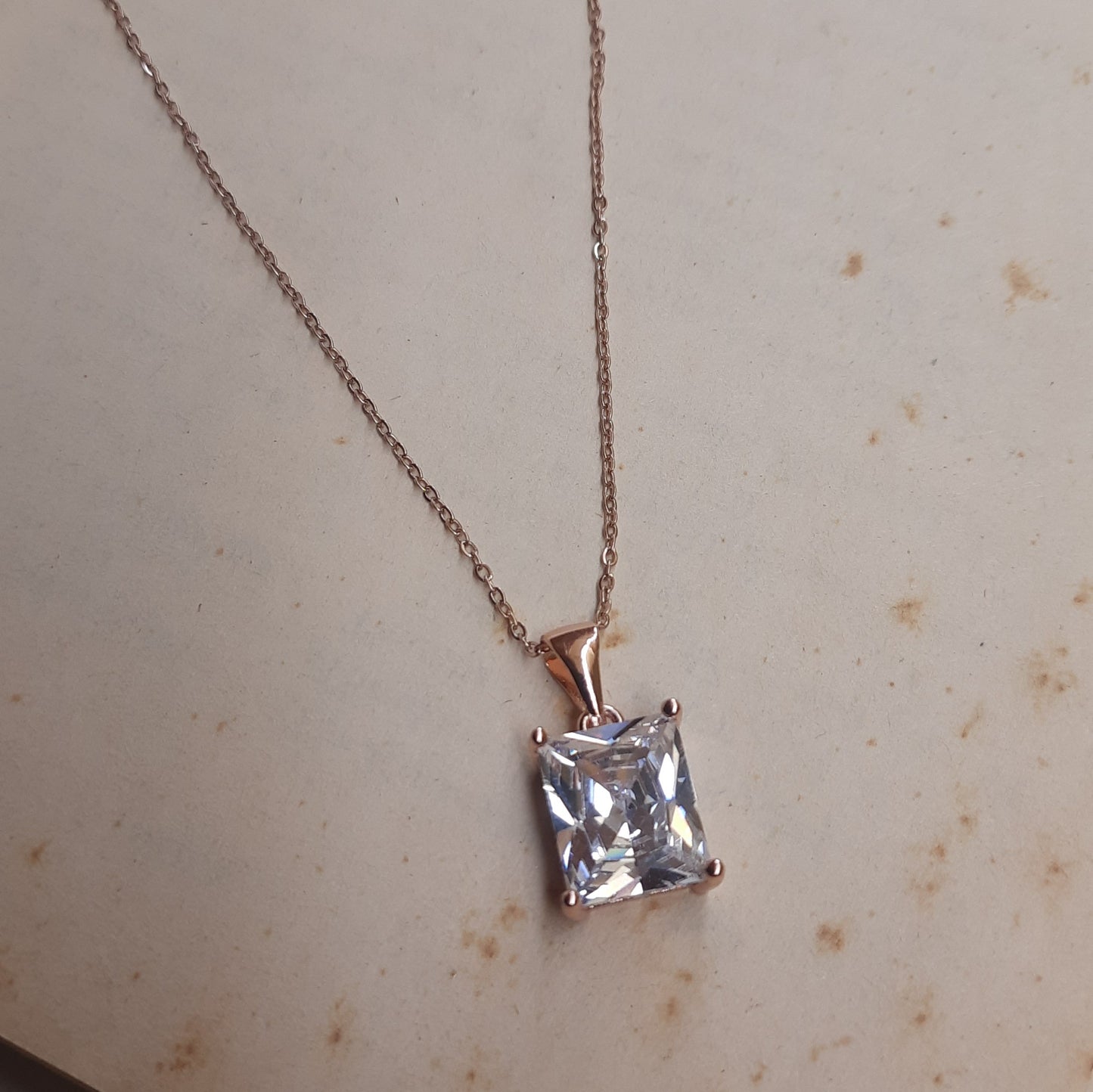 BOXY Pendant chain