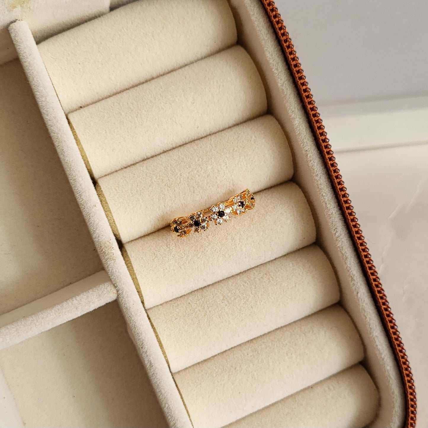 Janhvi ring