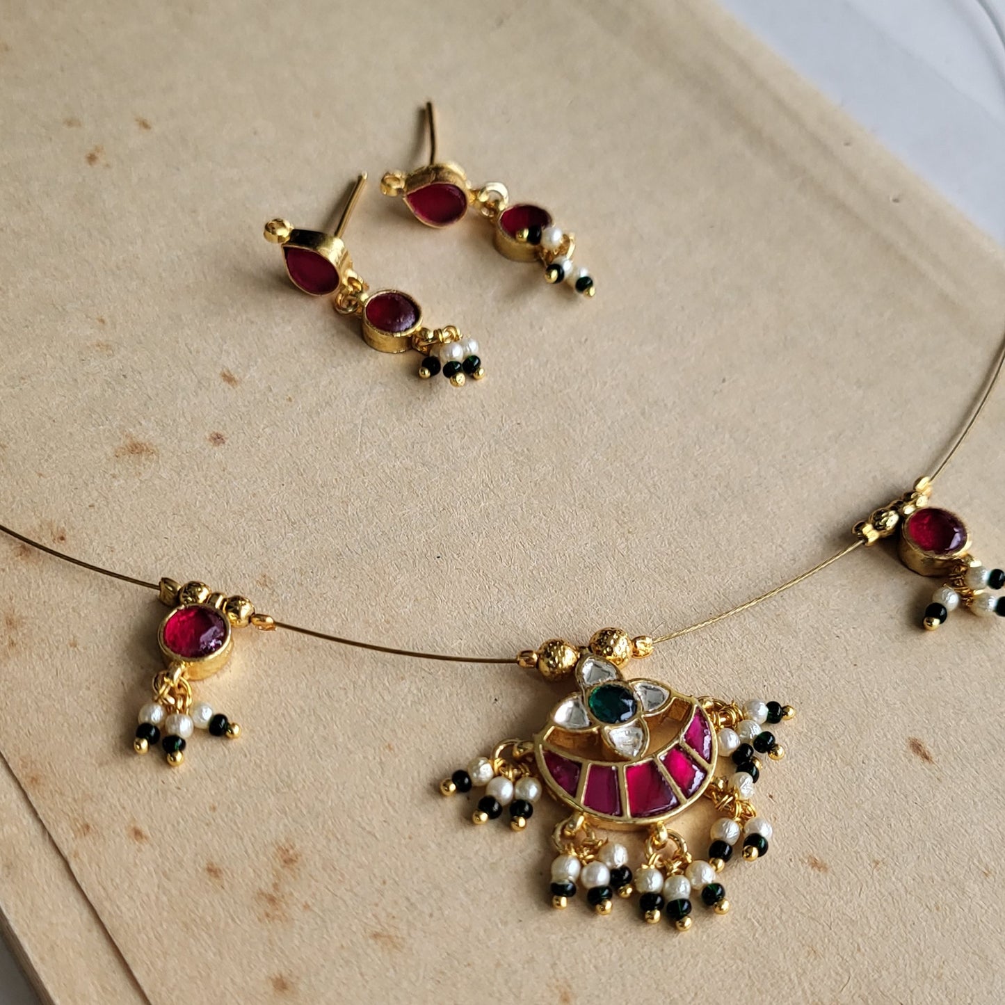 Chandini invisible necklace