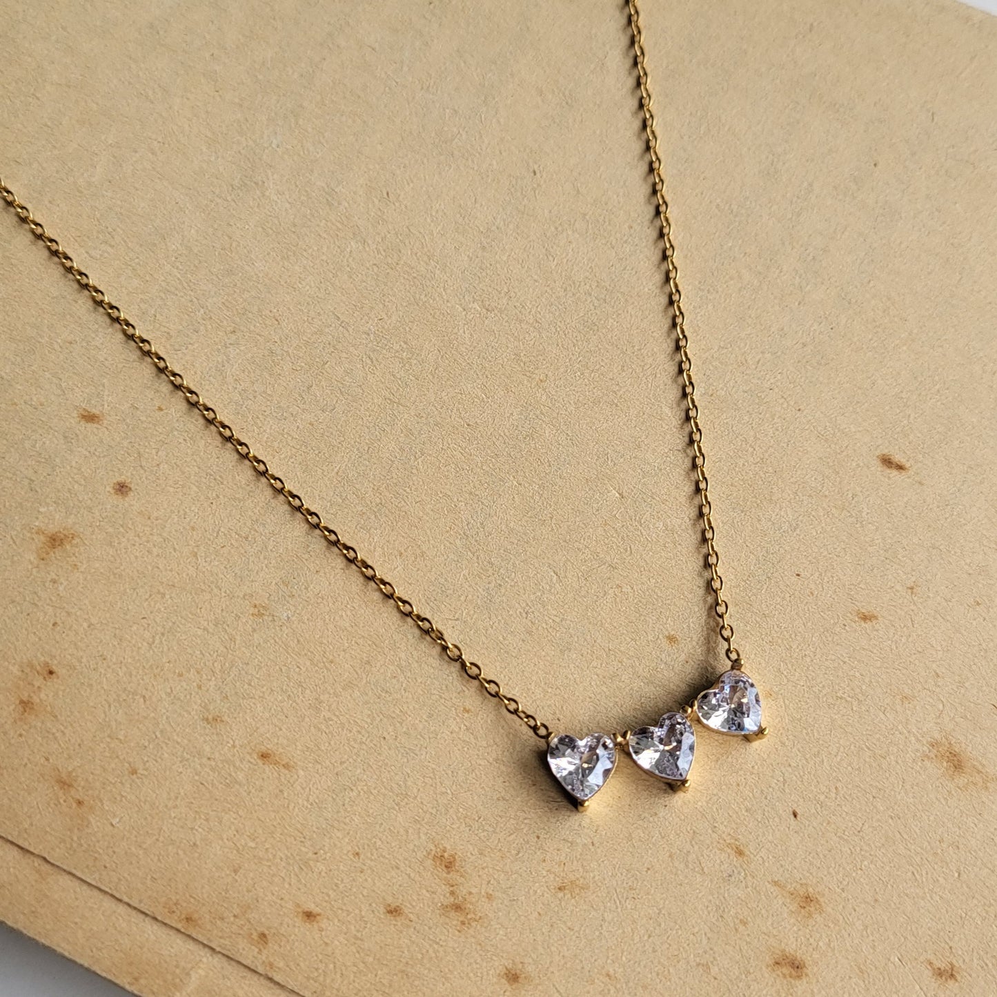 Triple heart pendent chain