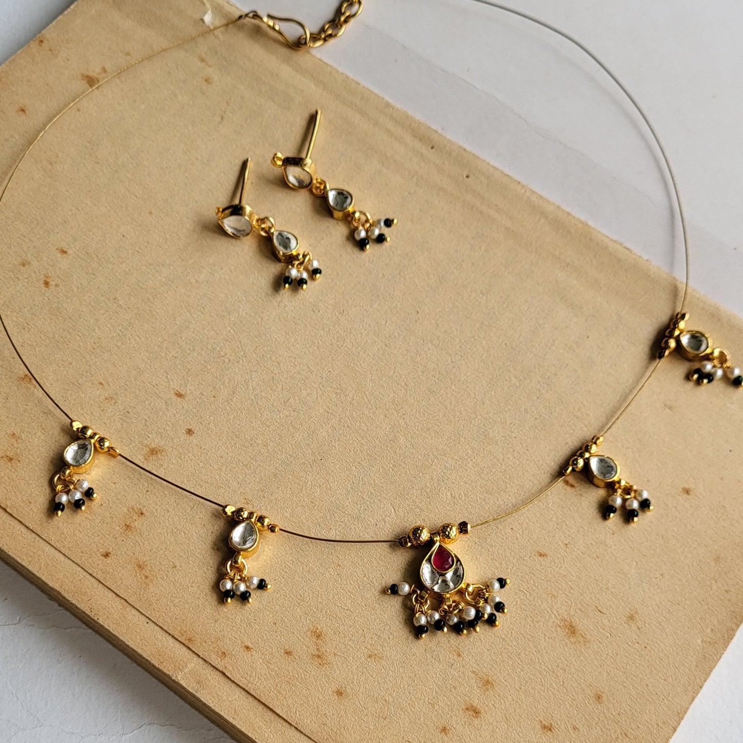 Diya invisible necklace