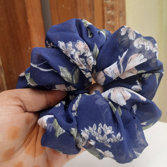 Royal blue XXL scrunchie