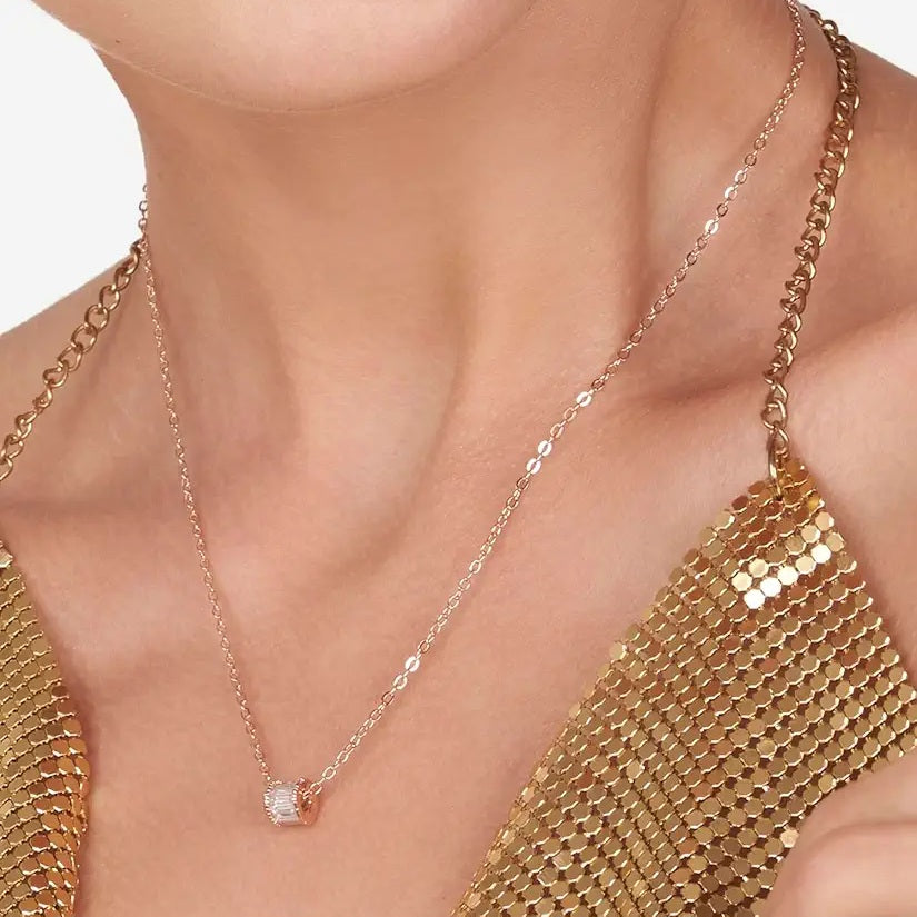 Roll it pendant chain