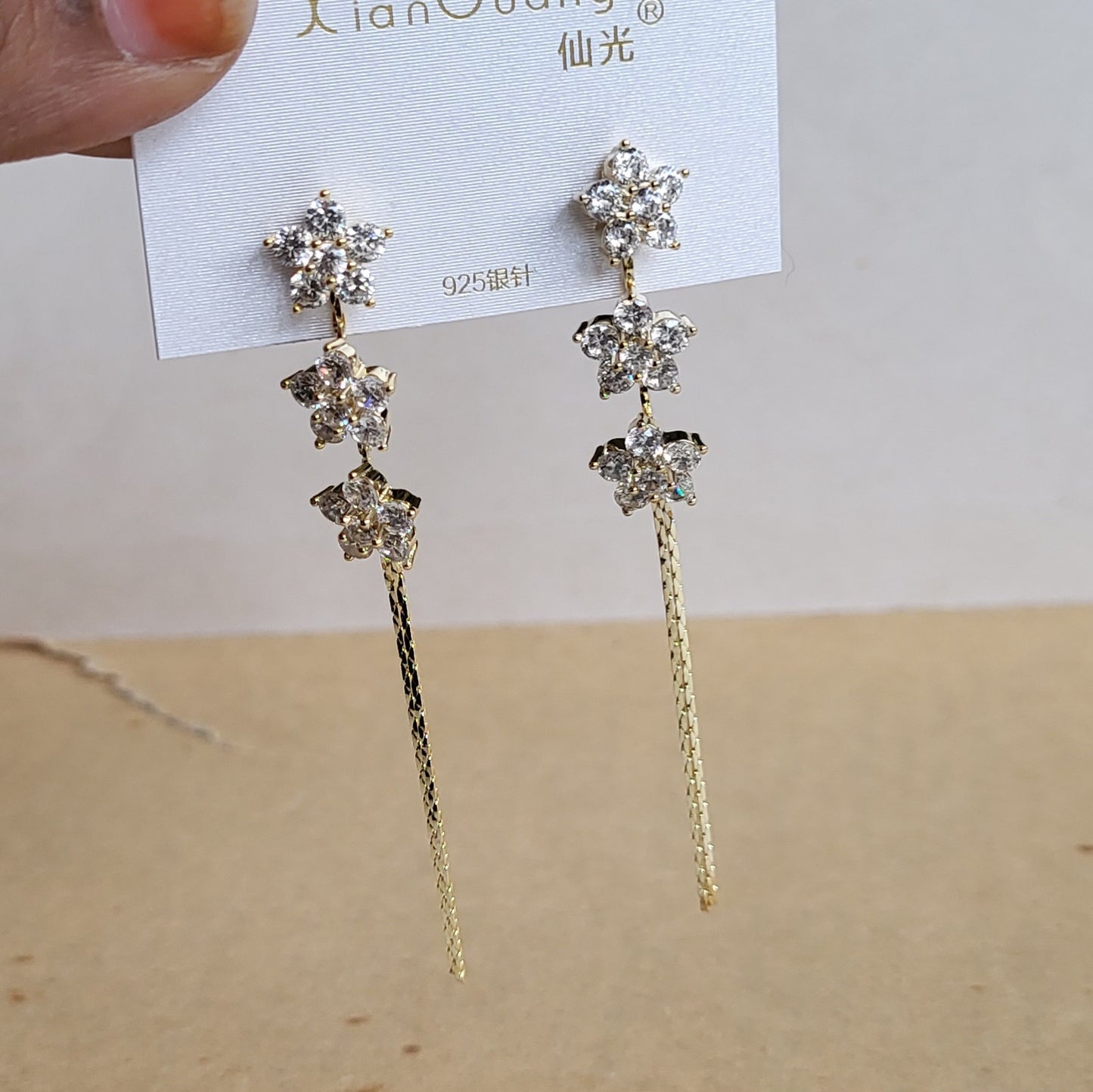 Bloom tassels