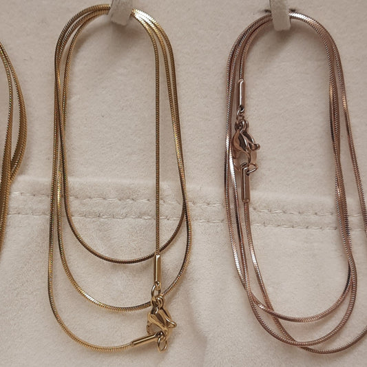 SELENA Snake neckchain