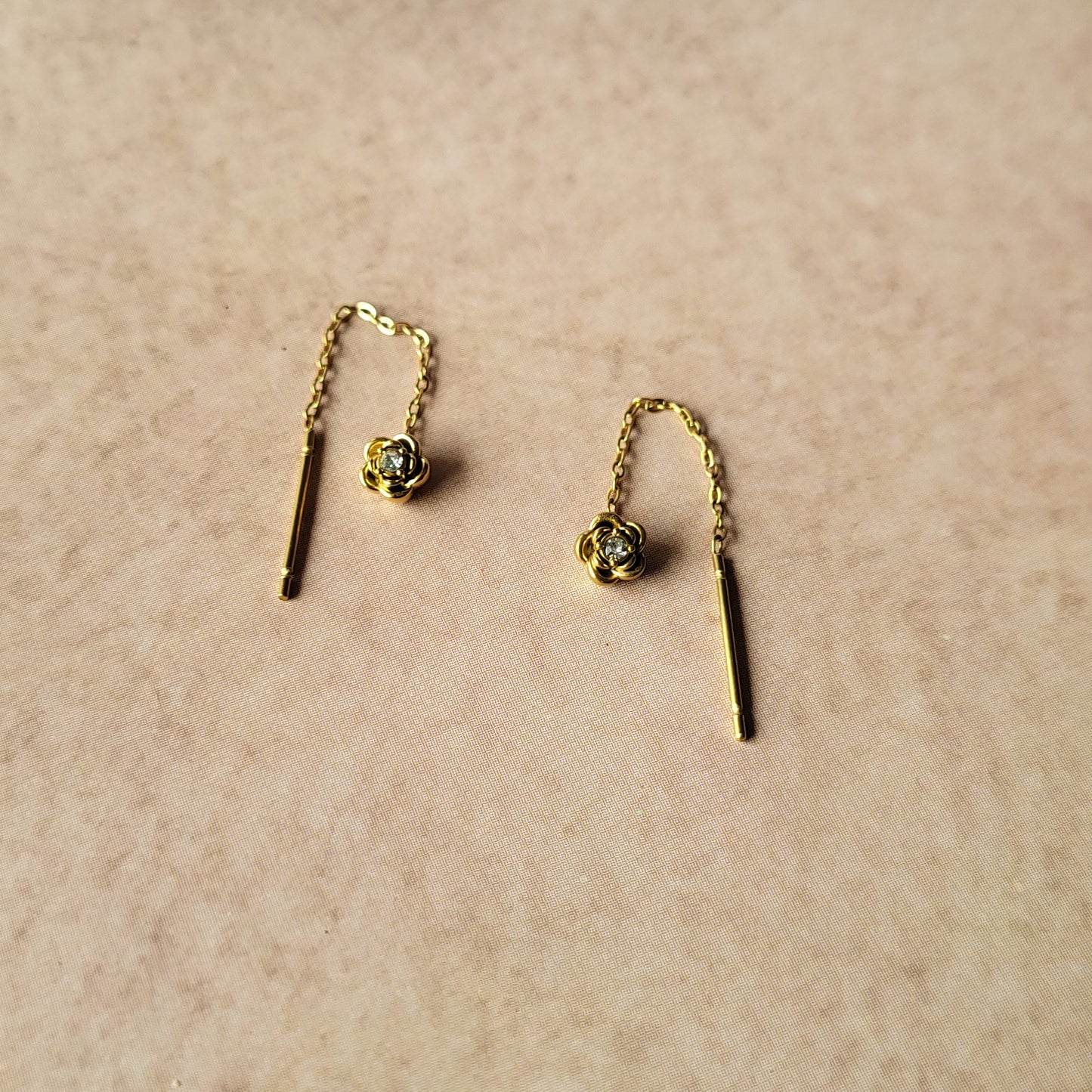Rose tassels studs