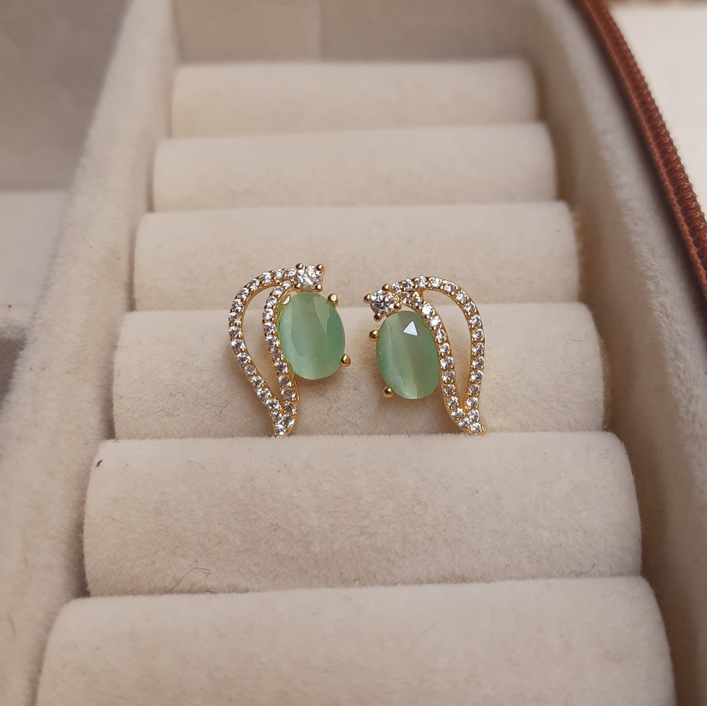 BINDU Studs