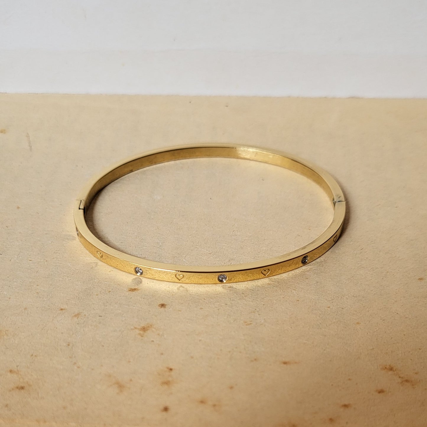 Cupid band