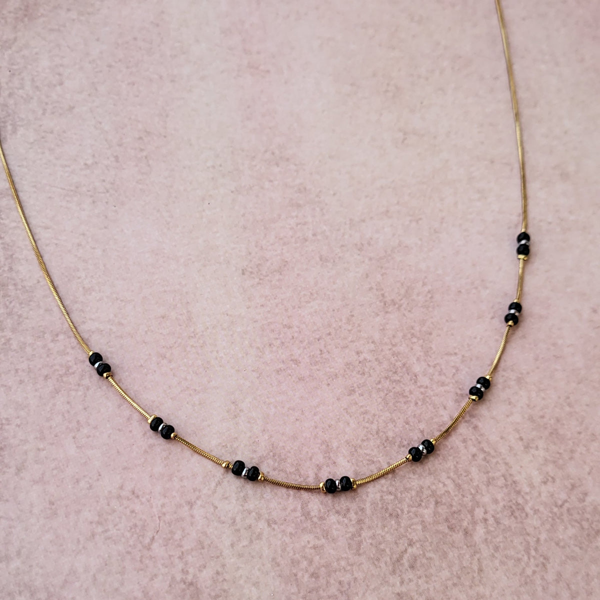 Selena mangalsutra