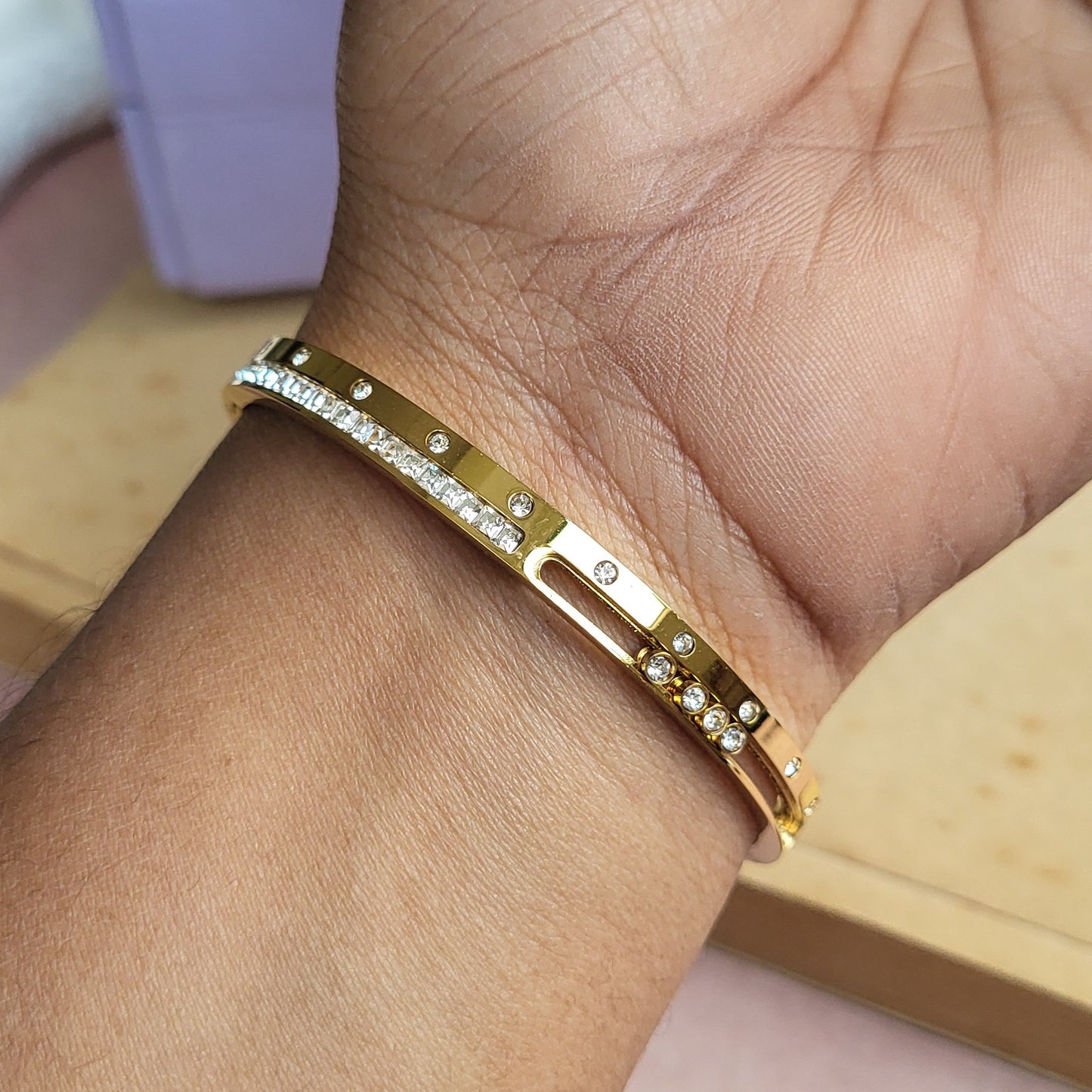 Dual look kada