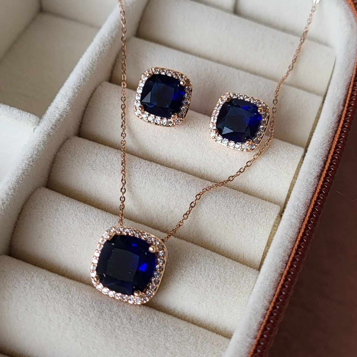 SARAH pendant set (Blue)