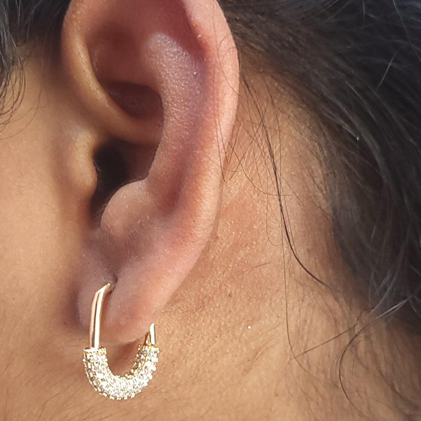 Sona hoops