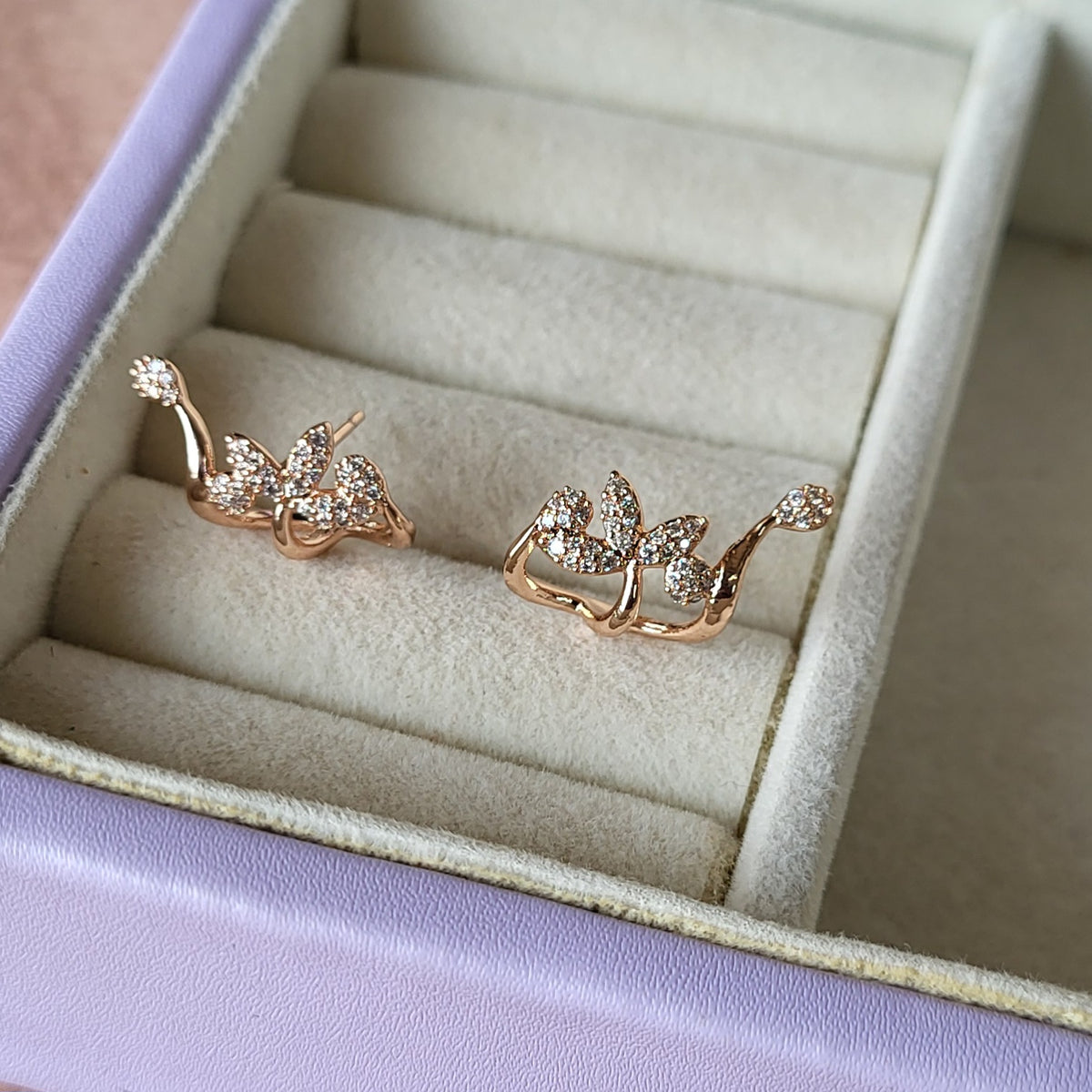 Cuff studs