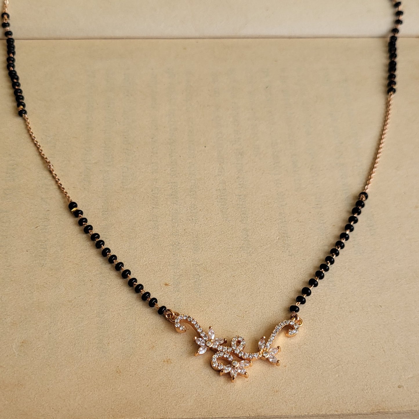 Latha mangalsutra