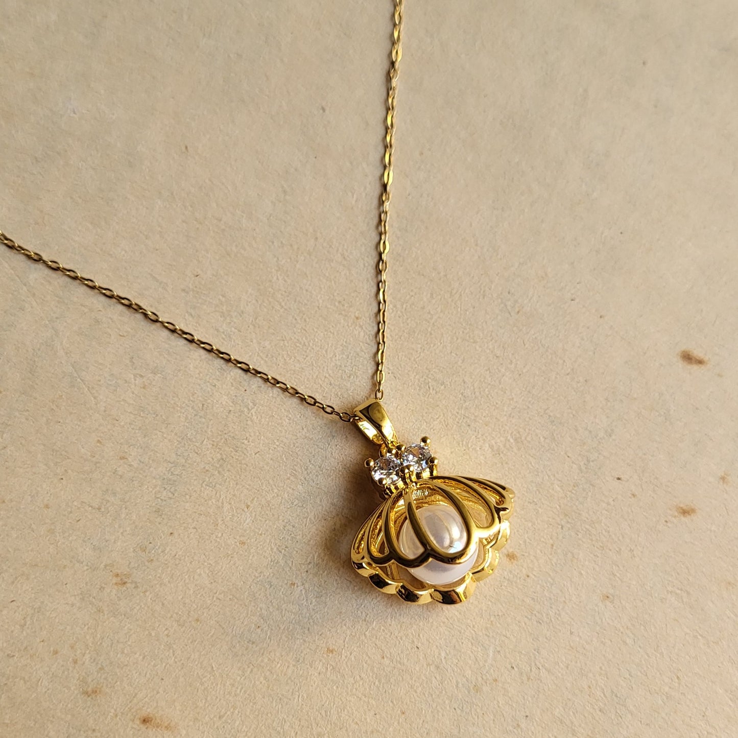 Shell necklace