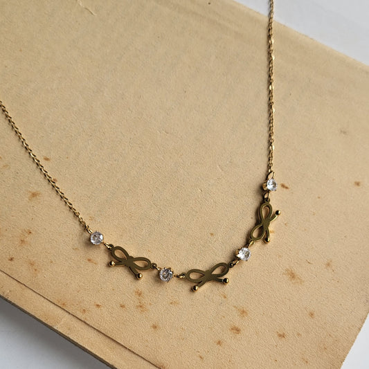 Bow stone Necklace