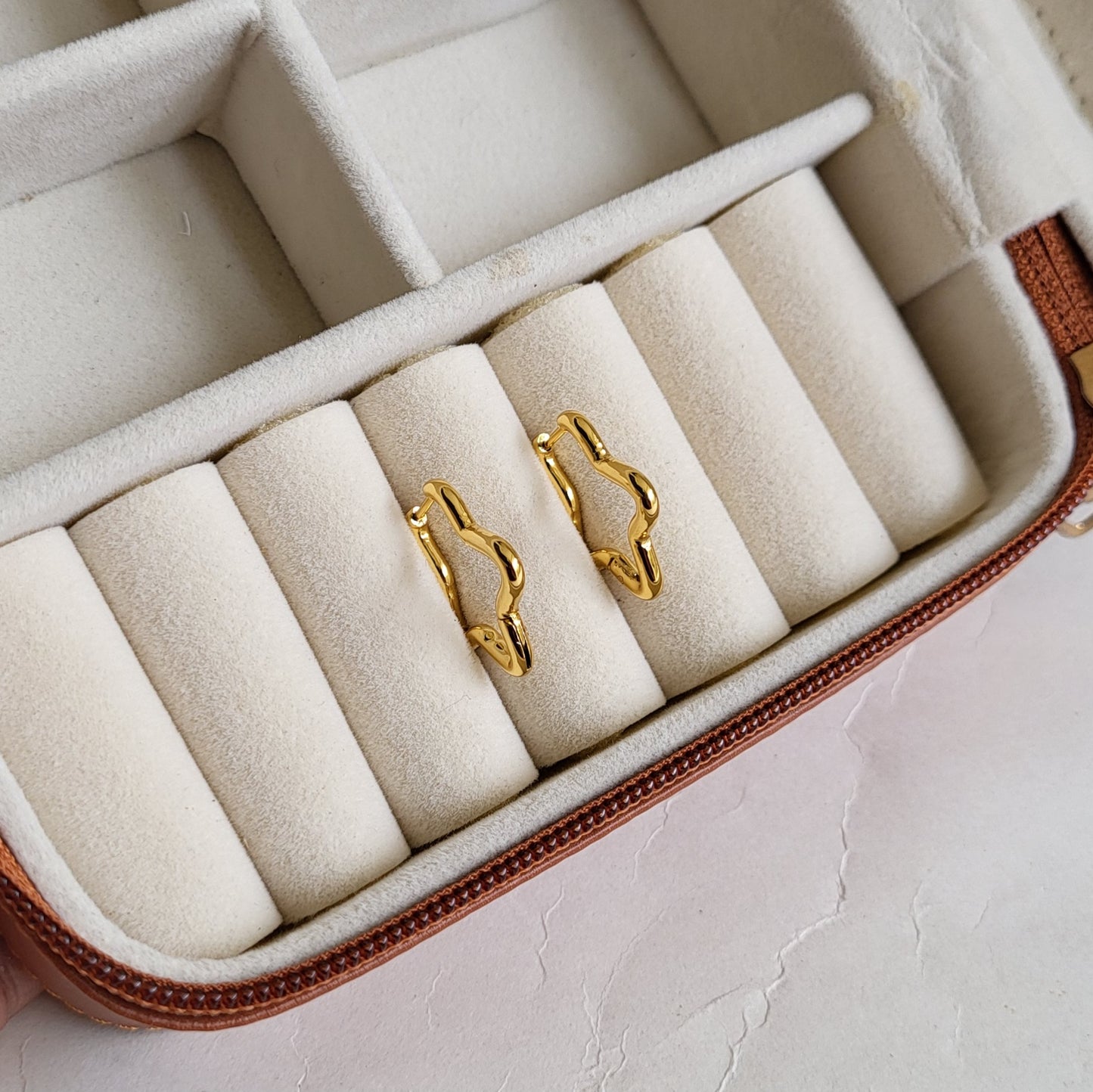 Gold star hoops