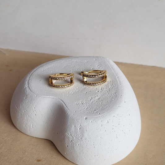 Claudia earclips (Pair)